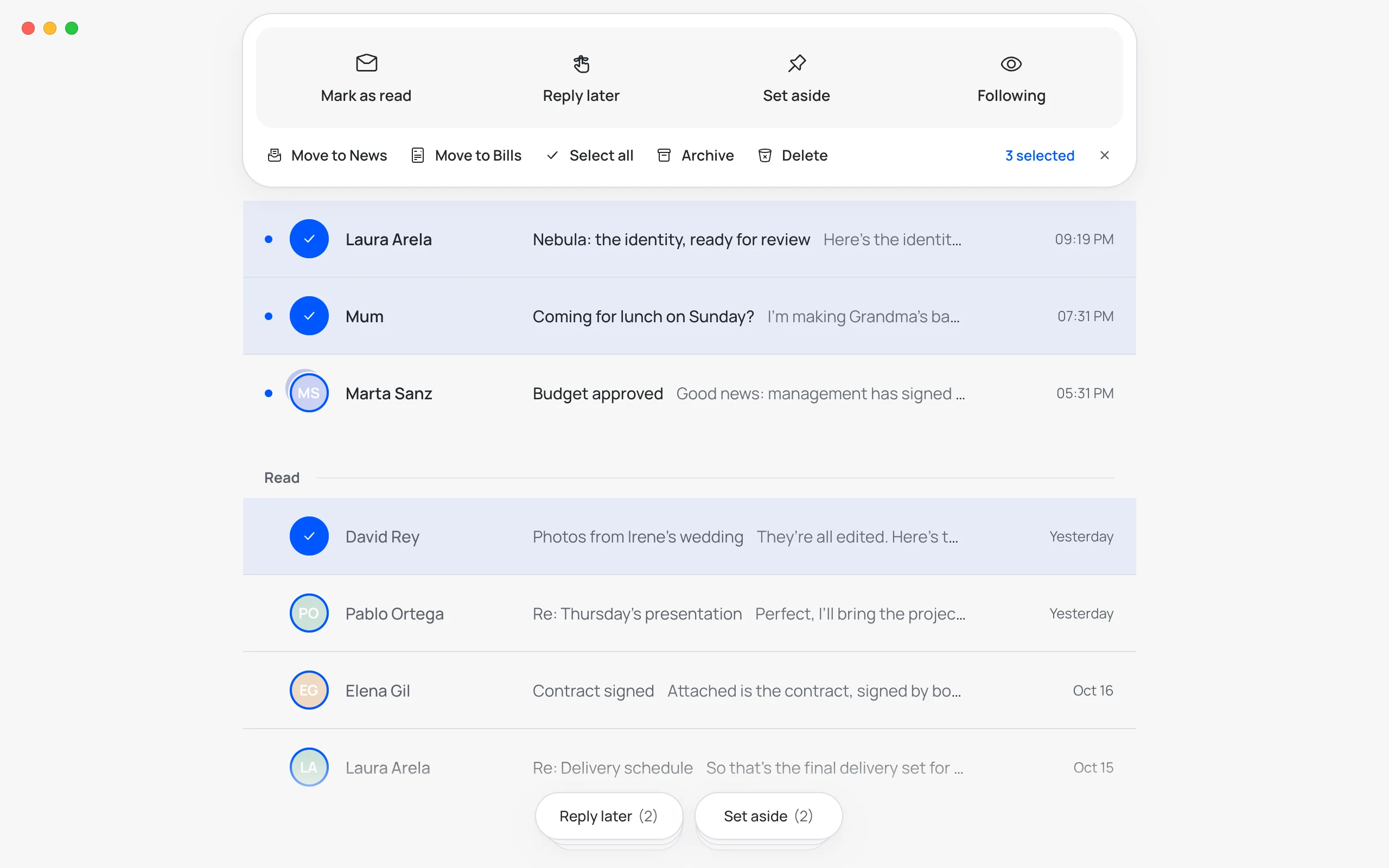 Three emails selected in the Inbox, with a blue check on their avatars; at the top, the panel to mark them as read, send them to a pile, move, archive or delete them.