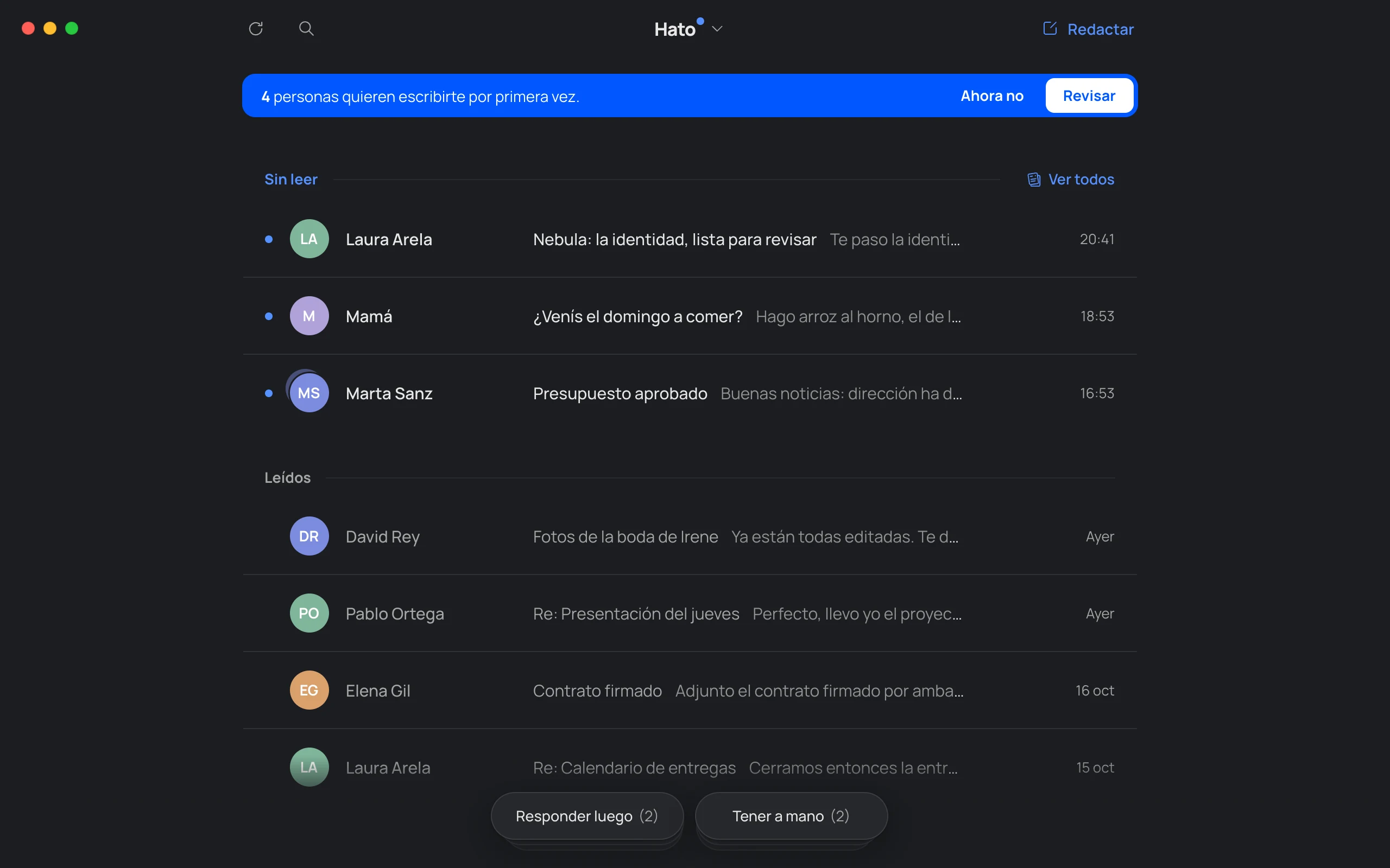 El Inbox de Hato: una tira azul avisa de que cuatro personas quieren escribirte por primera vez; debajo, tres correos nuevos, lo ya leído y las pilas Responder luego y Tener a mano al pie.